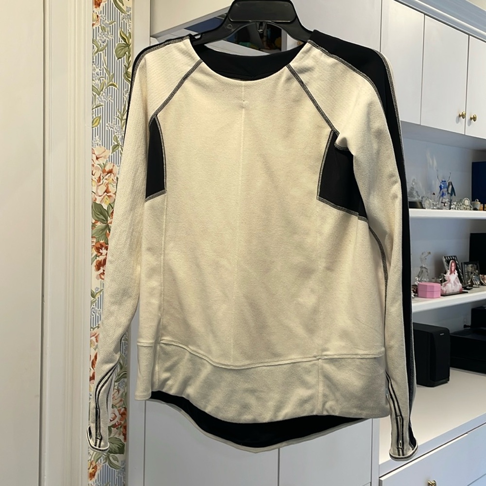 Lululemon white and black fleece top